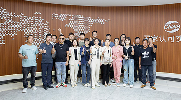 泉州經銷商團隊來司參觀考察！